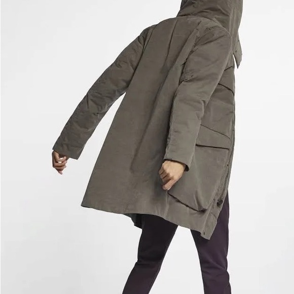 Nike sportswear’s tech pack down fill hooded parka jacket - Picture 6 of 11